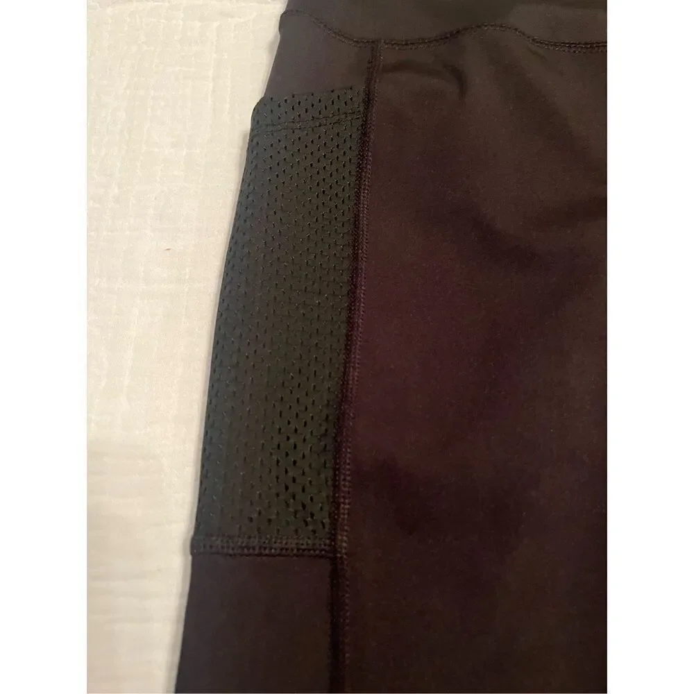 Elite + Fit Black Legging with Mesh Side Pockets NEW NWT